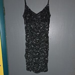 Black Mini Form Fitting ,long Mini Or Pulled Up